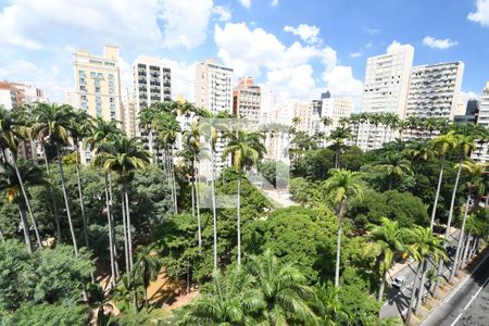 Sala - Vista de apartamento para alugar com 4 quartos, 385m² em Centro, Campinas