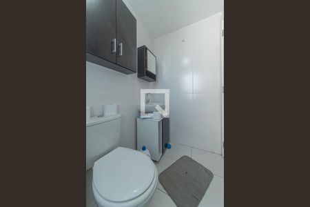 Banheiro de apartamento para alugar com 2 quartos, 42m² em Santo Amaro, São Paulo