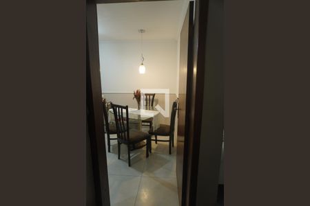 Sala de casa de condomínio à venda com 3 quartos, 108m² em Vila Jacuí, São Paulo