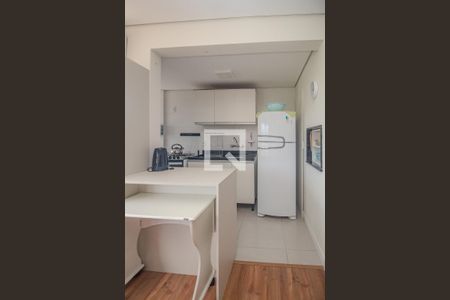 Cozinha de apartamento à venda com 2 quartos, 67m² em Cavalhada, Porto Alegre