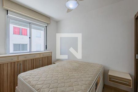 Quarto 2 de apartamento para alugar com 2 quartos, 49m² em Cristal, Porto Alegre