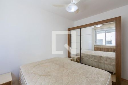 Quarto 2 de apartamento para alugar com 2 quartos, 49m² em Cristal, Porto Alegre