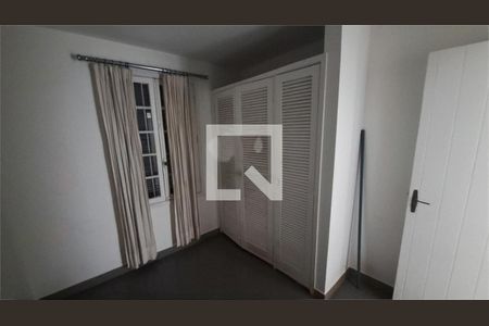 Casa à venda com 4 quartos, 300m² em Jardim Paulista, São Paulo