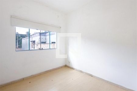 Casa à venda com 4 quartos, 300m² em Vila Mariana, São Paulo