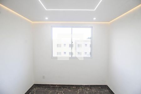 Quarto 1 de apartamento para alugar com 2 quartos, 45m² em Jardim Alvorada, Nova Iguaçu
