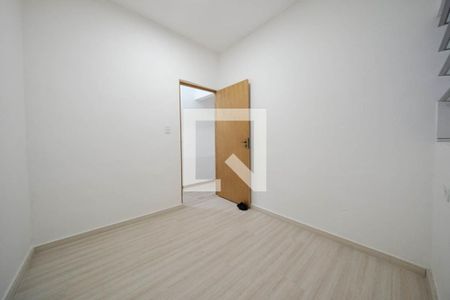 Quarto 1 de casa para alugar com 2 quartos, 40m² em Ponte Rasa, São Paulo