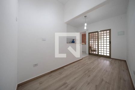 Sala/Cozinha de casa para alugar com 2 quartos, 40m² em Ponte Rasa, São Paulo