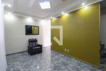 Sala de casa para alugar com 2 quartos, 120m² em Vila Brasil, São Paulo