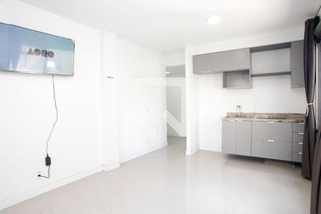Studio - Sala / Quarto de kitnet/studio à venda com 1 quarto, 30m² em Farroupilha, Porto Alegre