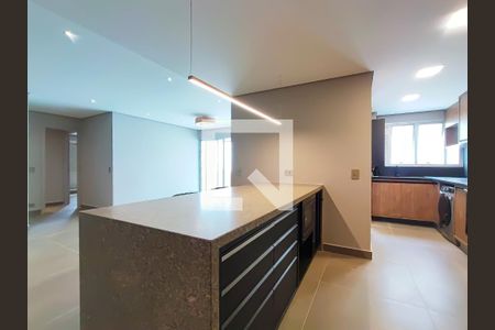 Sala/Cozinha de apartamento à venda com 2 quartos, 126m² em Cerqueira César, São Paulo