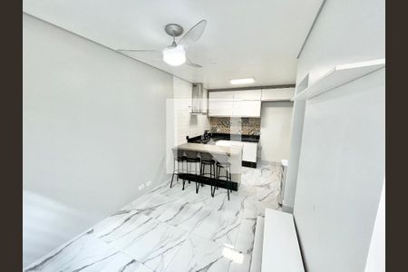 Sala/Cozinha de casa de condomínio para alugar com 2 quartos, 68m² em Água Fria, São Paulo