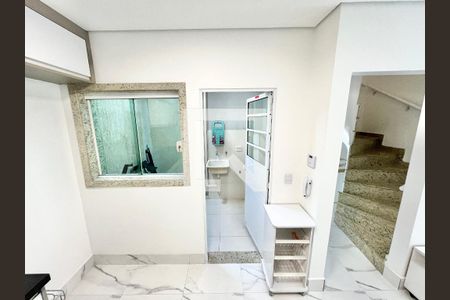 Sala/Cozinha de casa de condomínio para alugar com 2 quartos, 68m² em Água Fria, São Paulo