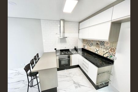 Sala/Cozinha de casa de condomínio para alugar com 2 quartos, 68m² em Água Fria, São Paulo