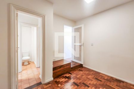 Sala de TV de casa à venda com 2 quartos, 275m² em Humaitá, Rio de Janeiro