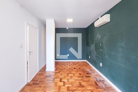 Sala de Estar  de casa à venda com 2 quartos, 275m² em Humaitá, Rio de Janeiro