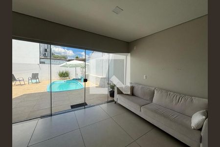 Casa para alugar com 3 quartos, 160m² em Canudos, Novo Hamburgo