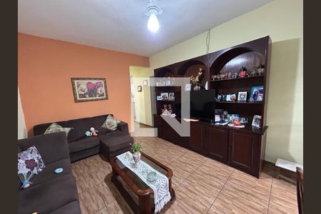 Sala de casa à venda com 3 quartos, 350m² em Pilares, Rio de Janeiro