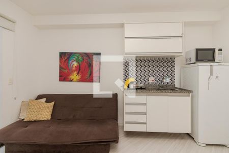 Sala/ Cozinha de apartamento à venda com 1 quarto, 38m² em Santo Amaro, São Paulo