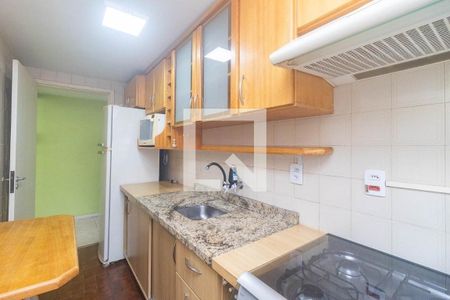 Cozinha  de apartamento para alugar com 1 quarto, 47m² em Independência, Porto Alegre