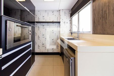 Cozinha de apartamento para alugar com 3 quartos, 121m² em Vila Leopoldina, São Paulo