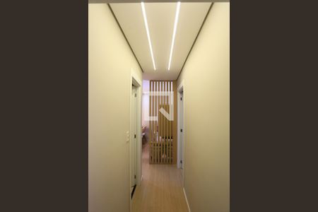 corredor de apartamento à venda com 2 quartos, 55m² em Vila Andrade, São Paulo