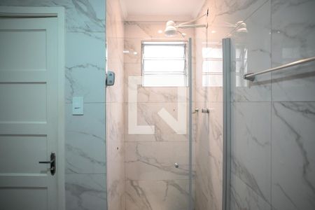 Banheiro de apartamento à venda com 1 quarto, 60m² em Vila Guarani, São Paulo