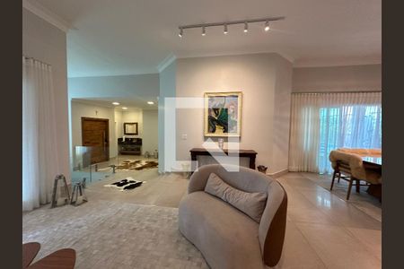 Sala de casa de condomínio para alugar com 4 quartos, 560m² em Aldeia da Serra, Barueri