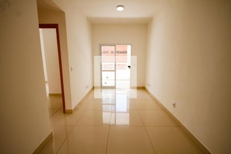 Apartamento para alugar com 2 quartos, 90m² em Guilhermina, Praia Grande