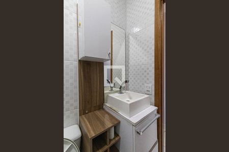 Banheiro Suíte 1 de casa para alugar com 3 quartos, 140m² em Jardim Popular, São Paulo