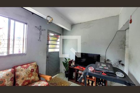 Casa para alugar com 4 quartos, 150m² em Cidade Kemel, Itaquaquecetuba
