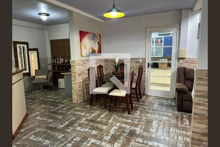 Sala de casa à venda com 5 quartos, 500m² em Belém Velho, Porto Alegre