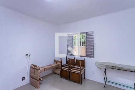 Suite de casa à venda com 3 quartos, 270m² em Jardim Felicidade (zona Oeste), São Paulo