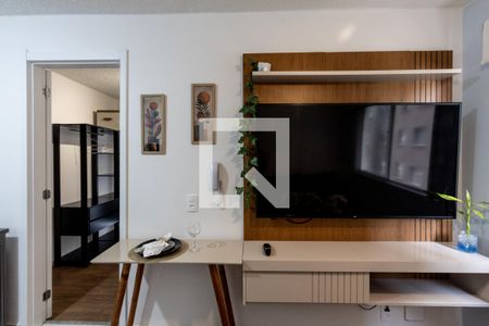 Sala de apartamento para alugar com 1 quarto, 24m² em Parque Industrial Tomas Edson, São Paulo