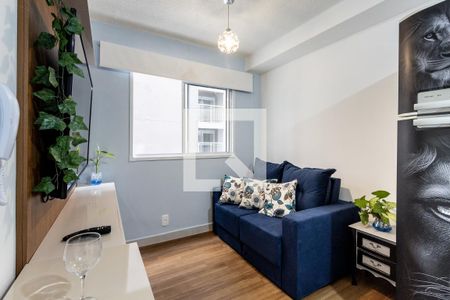 Sala de apartamento para alugar com 1 quarto, 24m² em Parque Industrial Tomas Edson, São Paulo