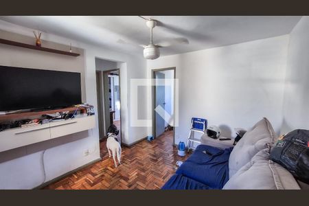 Sala de apartamento para alugar com 2 quartos, 30m² em Ramos, Rio de Janeiro