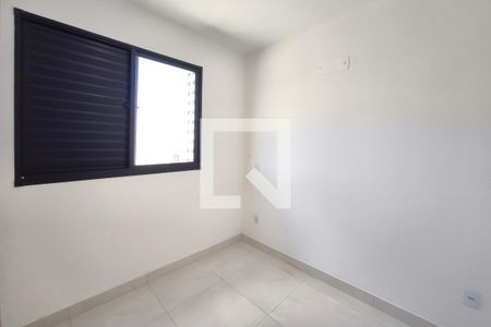 Quarto 2 de apartamento para alugar com 2 quartos, 43m² em Jardim Ibirapuera, Campinas