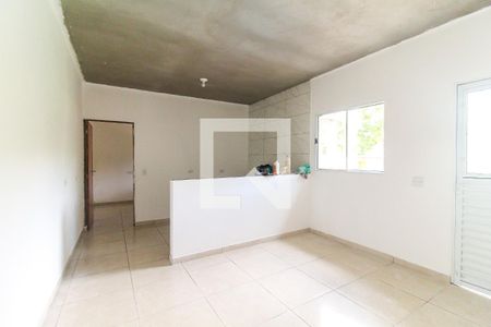 Sala de casa para alugar com 2 quartos, 84m² em Cidade Líder, São Paulo