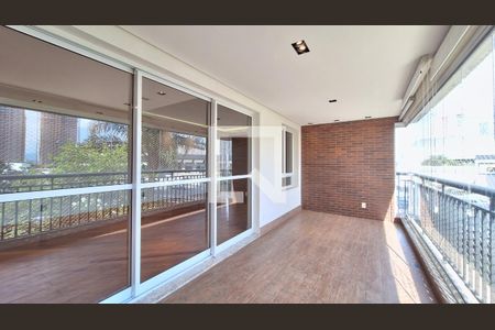 Varanda de apartamento à venda com 3 quartos, 128m² em Água Branca, São Paulo