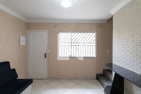 Sala de casa de condomínio para alugar com 2 quartos, 64m² em Itaquera, São Paulo