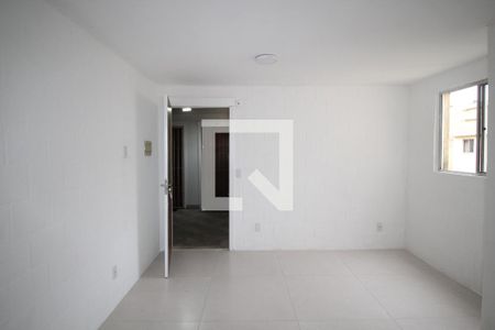Sala de apartamento à venda com 2 quartos, 39m² em Mário Quintana, Porto Alegre