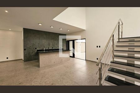 Casa à venda com 3 quartos, 230m² em Gramadão, Jundiaí