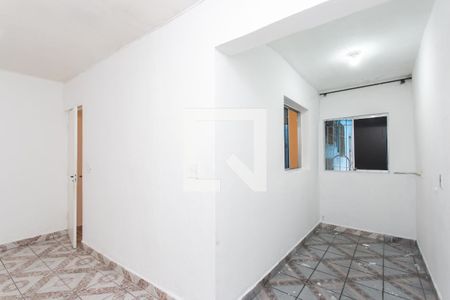 Quarto 1  de casa para alugar com 2 quartos, 120m² em Conjunto Residencial José Bonifácio, São Paulo