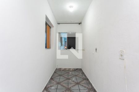 Quarto 1  de casa para alugar com 2 quartos, 120m² em Conjunto Residencial José Bonifácio, São Paulo
