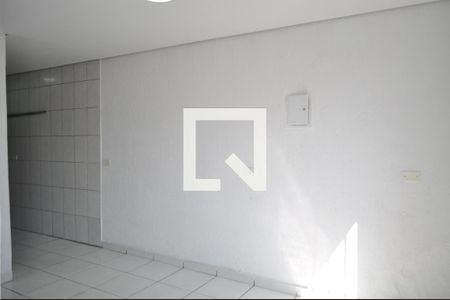 Sala 3 de casa à venda com 5 quartos, 100m² em Vila Constança, São Paulo