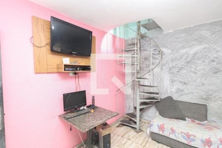 Sala de casa à venda com 5 quartos, 100m² em Vila Constança, São Paulo