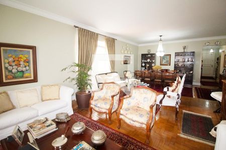 Apartamento à venda com 3 quartos, 204m² em Cerqueira César, São Paulo