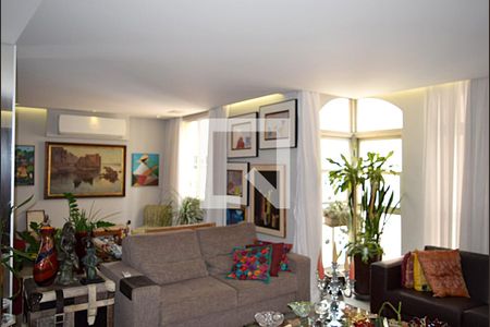 Sala de estar de apartamento à venda com 3 quartos, 160m² em Jardim Paulista, São Paulo