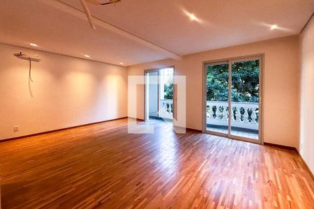 Apartamento à venda com 2 quartos, 140m² em Jardim Paulista, São Paulo