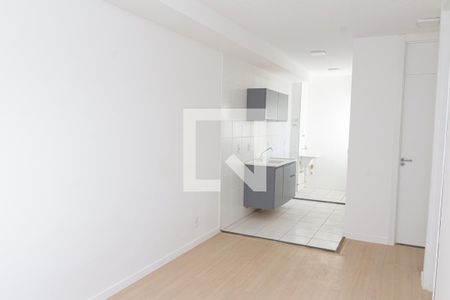 Sala de apartamento para alugar com 2 quartos, 40m² em Campo Grande, Rio de Janeiro