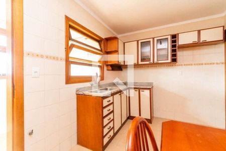 Cozinha  de apartamento à venda com 1 quarto, 110m² em Vila Ipiranga, Porto Alegre